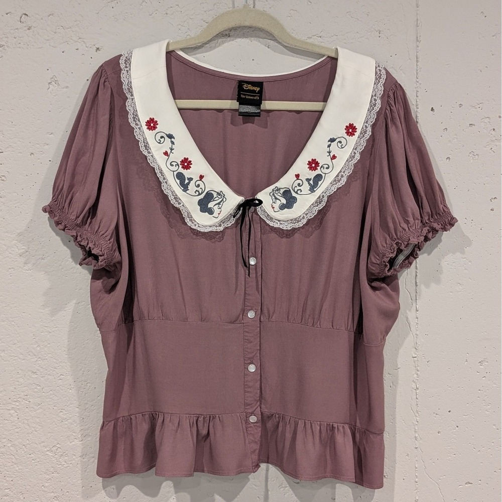 Disney Her Universe Snow White Top Mauve Empire Waist Peplum Smocked Embroidered - Picture 2 of 10